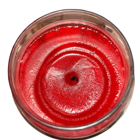 Retired Yankee Candle Black Band Macintosh 22oz Candle 90% full - Picture 6 of 6